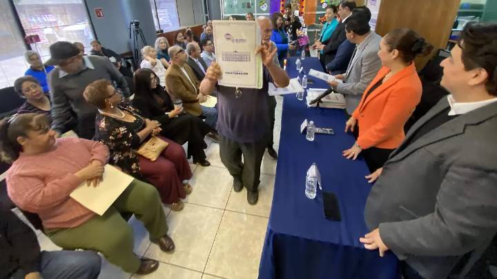 Entrega Coesvi 40 títulos de propiedad en seis municipios del estado