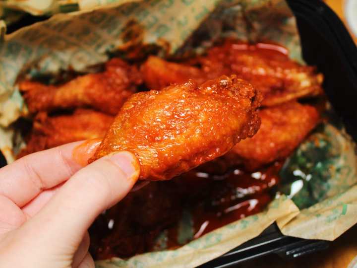 I tried Buffalo wings from 5 major chain restaurants. The winner had the sauciest chicken wings.