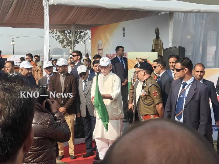 LG Manoj Sinha flags off ‘Run for Unity’ at SKICC in Srinagar