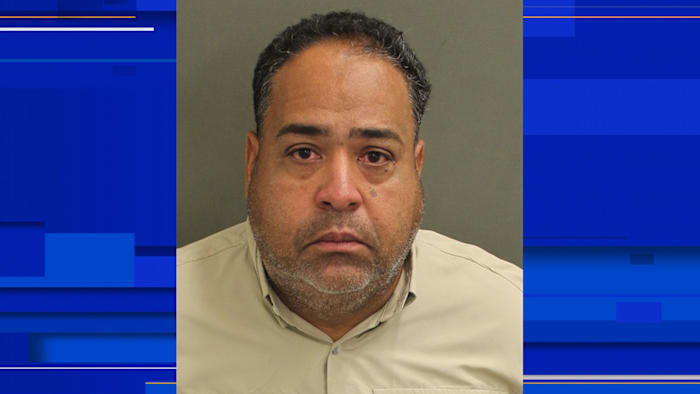 Orlando bank teller thwarts fraud attempt targeting senior citizen