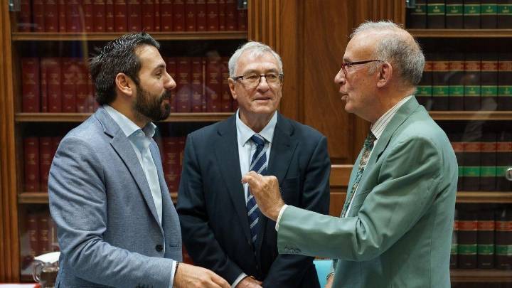 La modificación del REF recibe 139 propuestas y alarga el debate en la ponencia