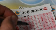 Powerball HOY 11/10/2025: números ganadores EN VIVO y resultados del jackpot de $244 millones en EE.UU. 