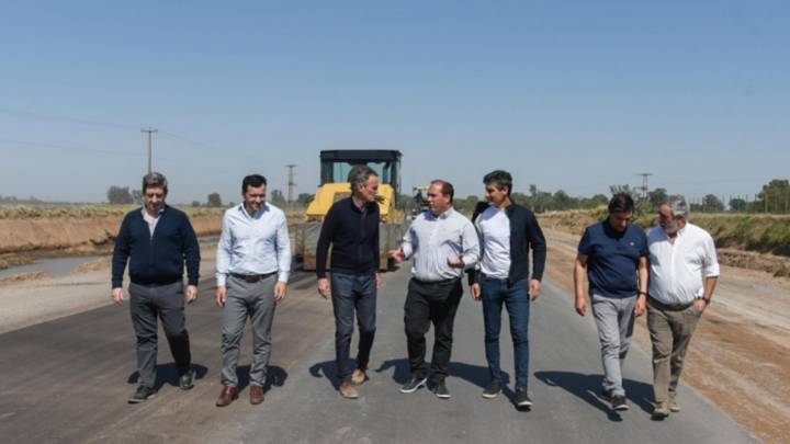 Continúa la pavimentación de la Ruta del Cereal
