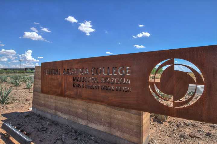 One click can now unlock scholarships for Maricopa students at CAC