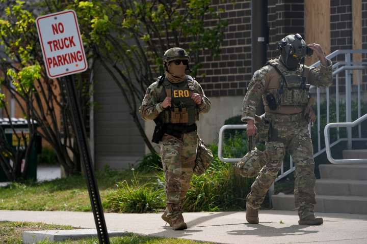 ICE detiene a más de 40 personas en Chicago durante operativo en vecindarios