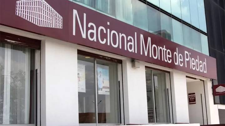 Estalla huelga en Monte de Piedad