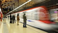 El Govern crea un protocolo para prevenir la violencia sexual en el transporte público