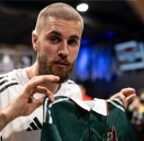 Justin Bieber presume playera de México y sorprende al disfrutar de la banda sinaloense en Los Ángeles