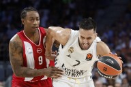Euroliga: El Real Madrid de Scariolo despega con un recital defensivo ante el Olympiacos