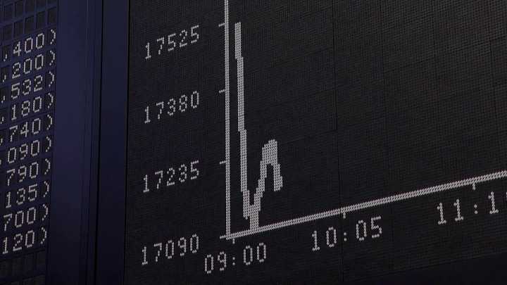 Financial advisor discusses investing myths and strategies