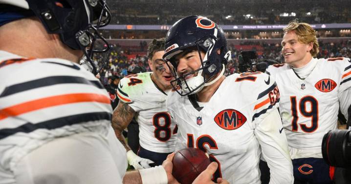 Jake Moody goes from no job to kicking a winning field goal for the Bears against the Commanders
