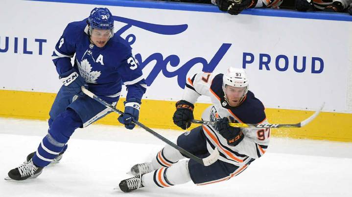 Maple Leafs’ Auston Matthews gets 100% real about Connor McDavid’s contract