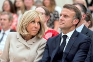 Juzgan a 10 personas por difamar a Brigitte Macron, que presentó pruebas “científicas” para demostrar que no es hombre Empieza en Francia un juicio a 10 personas por la teoría que dice que Brigitte Ma