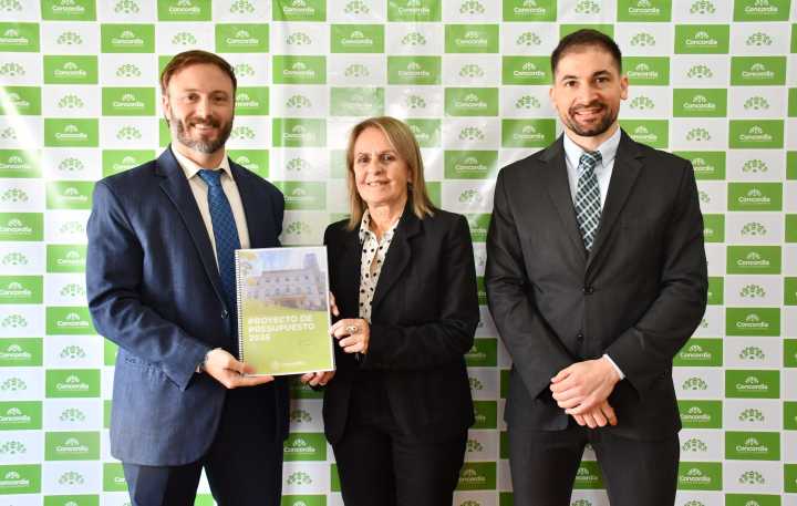 Azcué presentó el presupuesto 2026 y dijo que es la inversión en obras más alta de los últimos años