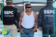 Detienen a una persona y aseguran tractocamión con 76 mil litros de huachicol en Nuevo León