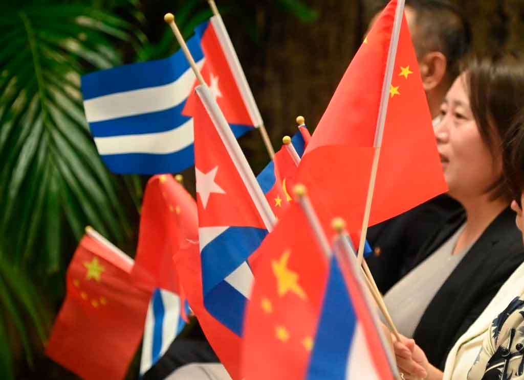 Cuba saluda a China en aniversario 76 de su fundación