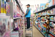 Uncertainty over the economy and tariffs forces many retailers to be cautious on holiday hiring