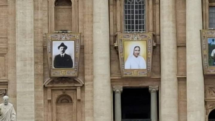 Revelan pendones de José Gregorio Hernández y Carmen Rendiles en el Vaticano como preludio a la canonización