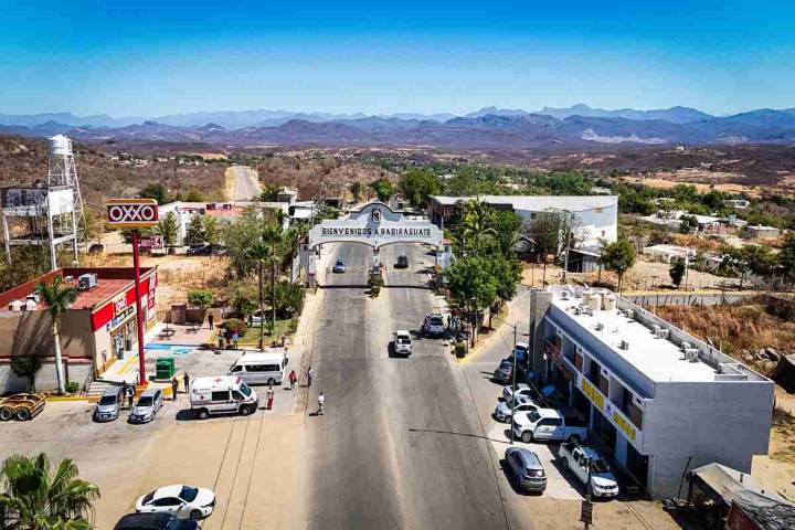 Atacan con drones Badiraguato, Sinaloa, confirma gobernador; hay personas desplazadas por la violencia