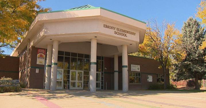 Sale of Colorado elementary school delayed due to pending lawsuit