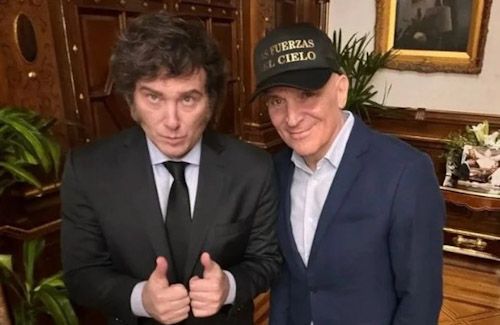 Espert recibe respaldo de Milei y no renuncia