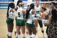 Hawaii holds off Cal State Bakersfield in 4 sets