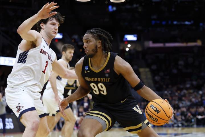 Deadspin | High-octane Vanderbilt opens vs. Lipscomb in Nashville clash