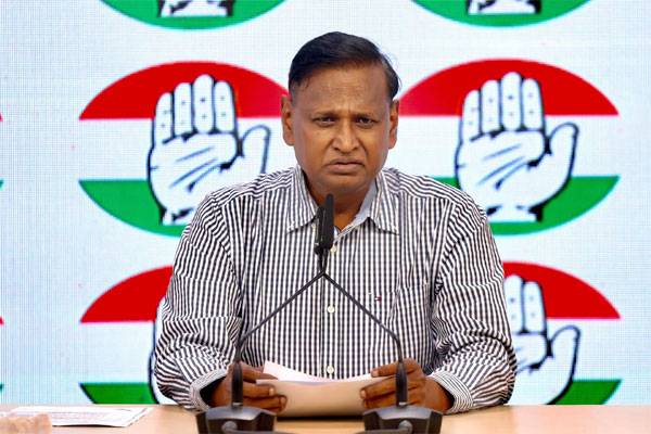 Udit Raj blames 'Sanatanis' for SC disruption, sparks political controversy