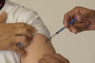 Coahuila: inicia vacunación contra sarampión para menores de 49 años, ante buevo brote