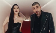 ‘Eyes Closed’ Lyrics: Jisoo & Zayn Drop New Song About Diving Into Love Without Looking Back – Watch the Video! | First Listen, Jisoo, Lyrics, Music, zayn, Zayn Malik | Celebrity News and Gossip | Ent
