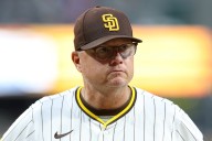 Former Manager of the Year announces retirement from MLB