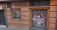 El Oktoberfest se celebra en este famoso pub rockero de Granada: jarras y salchichas alemanas desde el mediodía