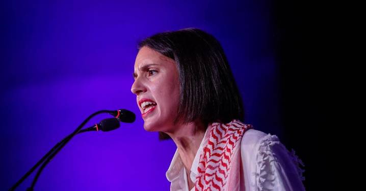 Irene Montero acusa al Gobierno de defender el incremento del 5% del gasto militar