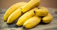 El truco casero que conserva las bananas frescas y amarillas durante 16 días