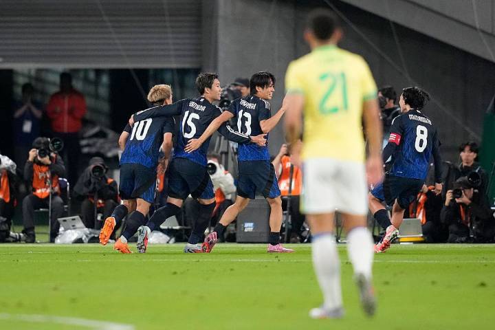Japón hace historia y derrota por primera vez a Brasil a nivel adulto: así fue la remontada