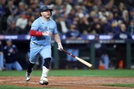 Kirk: el catcher que no se rindió y juega la Serie Mundial