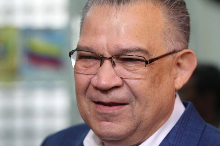 Opositor Enrique Márquez recibe primera visita tras nueve meses detenido