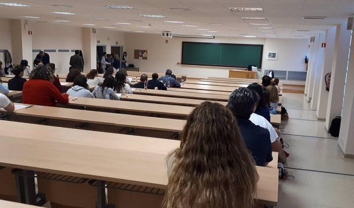 La Junta convoca las primeras plazas de funcionarios que tendrán prácticas