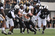 Deadspin | Timely plays push No. 10 Vanderbilt past No. 15 Missouri