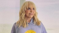 Claudia Villafañe marca tendencia con los trajes de baño perfectos para mujeres +50: así los combinó
