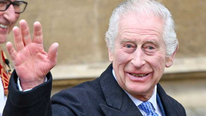 Cinco siglos después de Enrique VIII, un rey inglés volverá a rezar junto al Papa