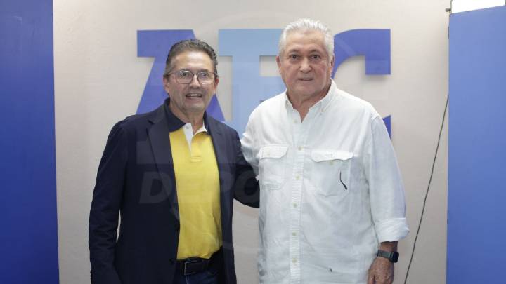 A Vucetich le cobraron una factura injusta en Rayados, dice ‘Memo’ Martínez