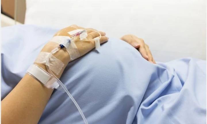 Discontinuation of oxytocin in active phase of labor associated with decreased risk of cesarean...