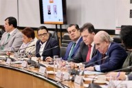 Promete Segob incluir en reforma electoral datos de foros