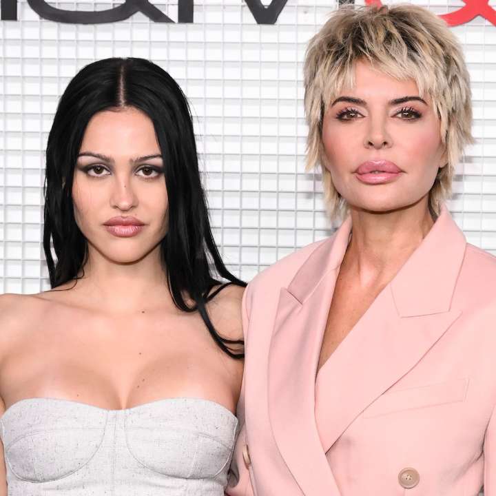 Lisa Rinna on Daughter Amelia Gray’s Victoria’s Secret Show Look