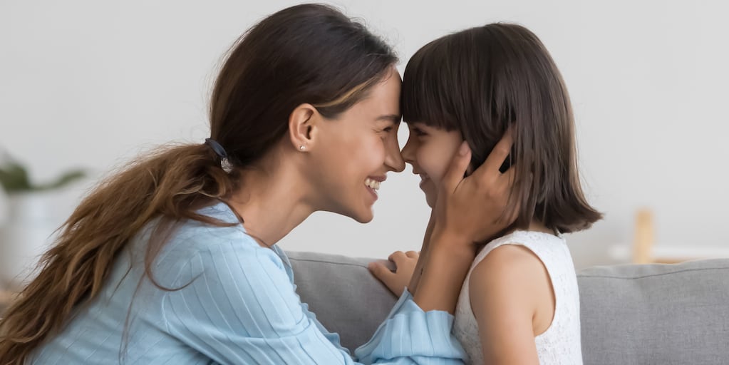 Especialistas advierten que criar desde el miedo a equivocarse produce relaciones tensas con los hijos
