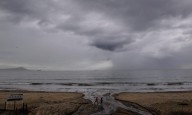 México prevé que la tormenta Raymond toque tierra como depresión tropical