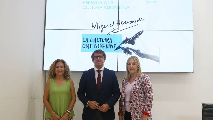 La Diputación reconoce al catedrático José Antonio Rovira con el Premio a la Cultura