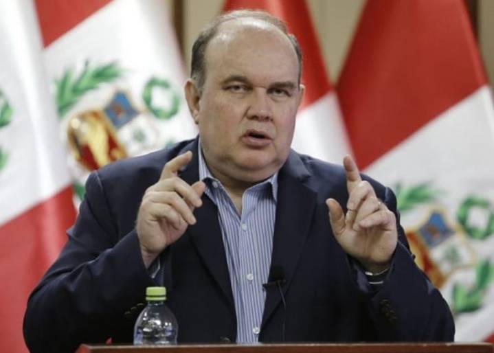 López Aliaga confirma que dejará la alcaldía de Lima y postulará a la presidencia el 2026