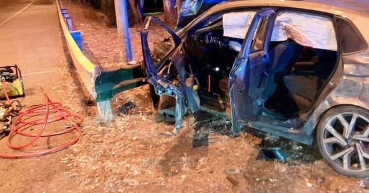 Dos jóvenes de 20 años heridos tras dar varias vueltas de campana su coche en la A